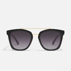 LOOKING FOR quay sweet dreams